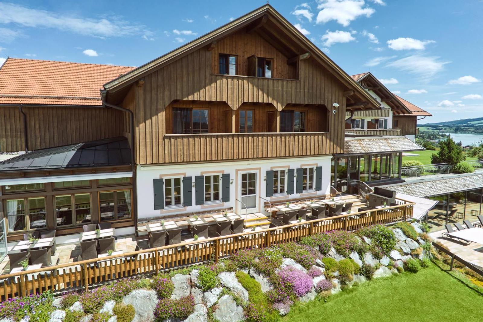 Hotel Auf Der Gsteig Gmbh Лехбрук Екстер'єр фото